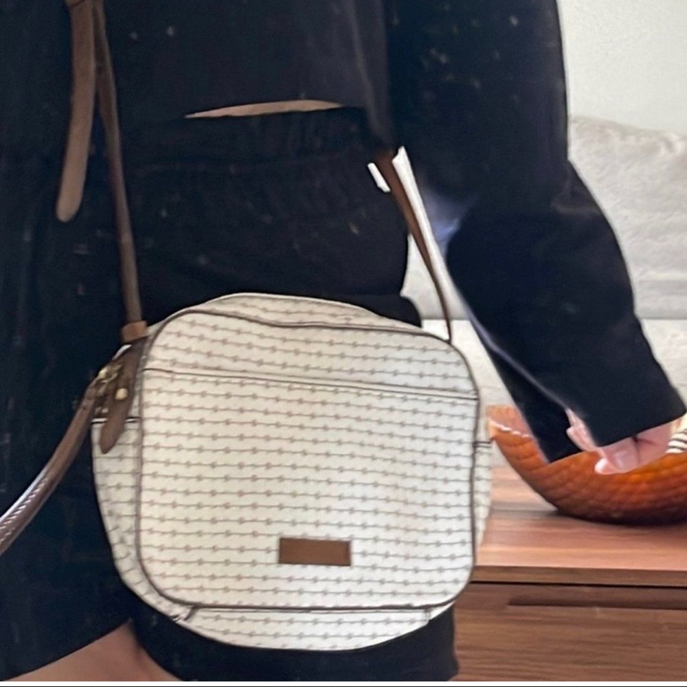 Fossil cross body bag